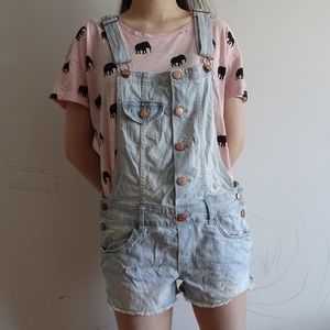 LIGHT DENIM SHORT OVERALLS